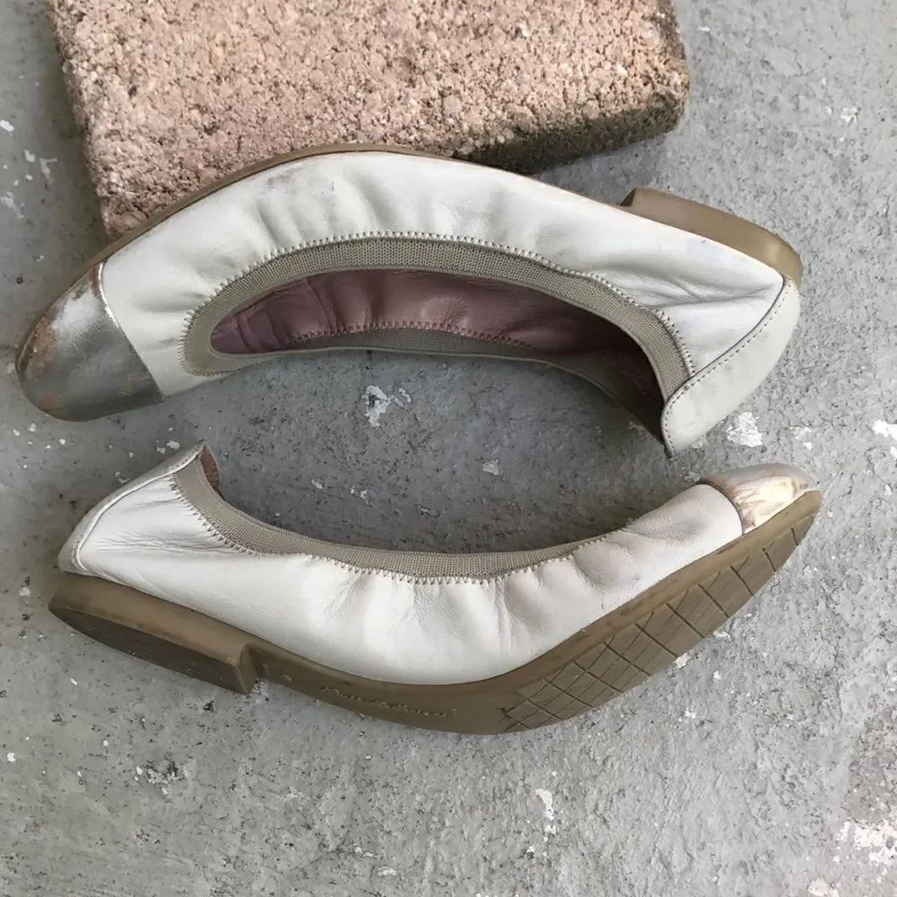Pretty ballerina flats